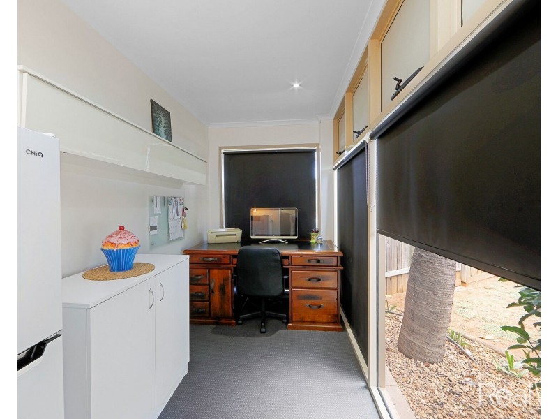 26 East West Avenue, Avoca QLD 4670