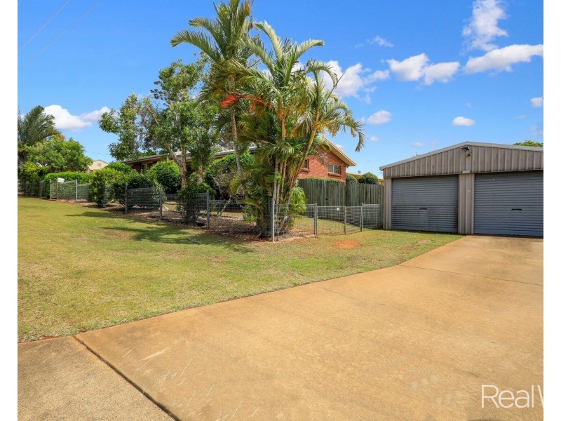 26 East West Avenue, Avoca QLD 4670