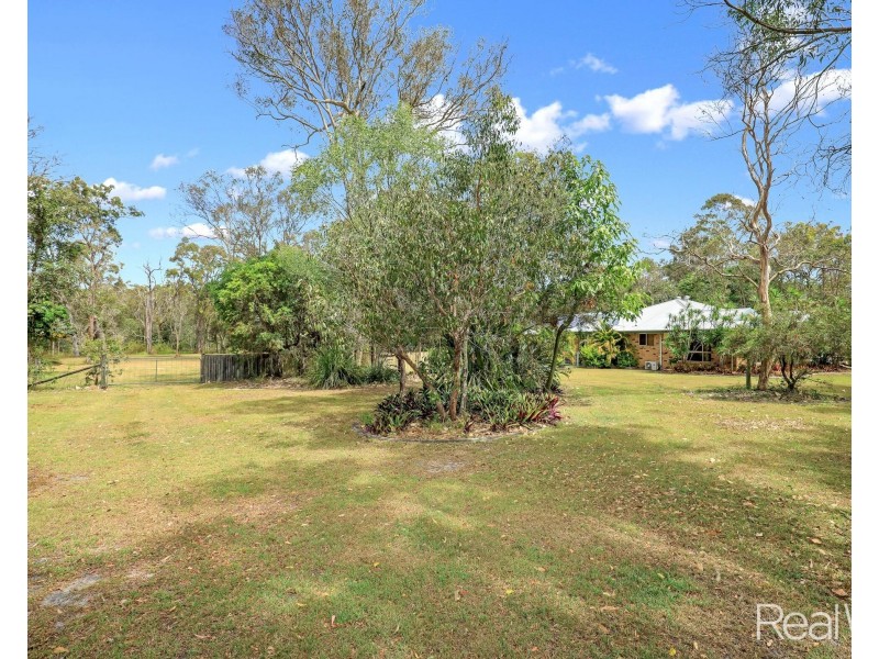 54 Arcadia Drive, Branyan QLD 4670