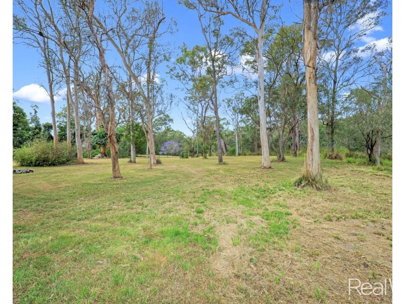 54 Arcadia Drive, Branyan QLD 4670