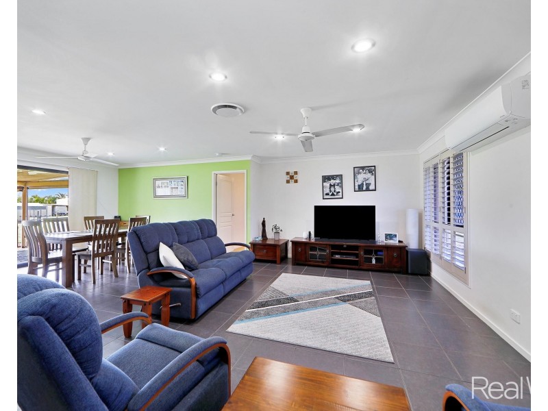 5 Rokeby Court, Branyan QLD 4670