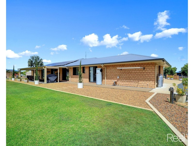 5 Rokeby Court, Branyan QLD 4670
