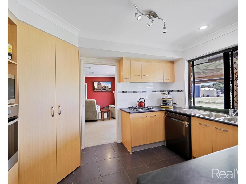 5 Rokeby Court, Branyan QLD 4670
