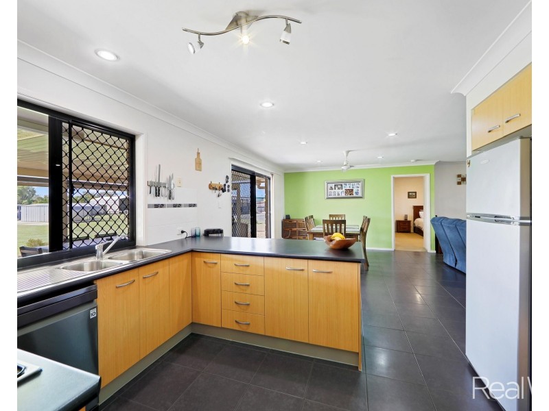 5 Rokeby Court, Branyan QLD 4670