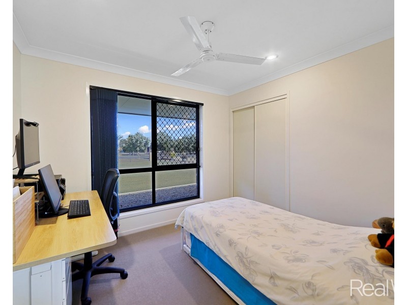 5 Rokeby Court, Branyan QLD 4670