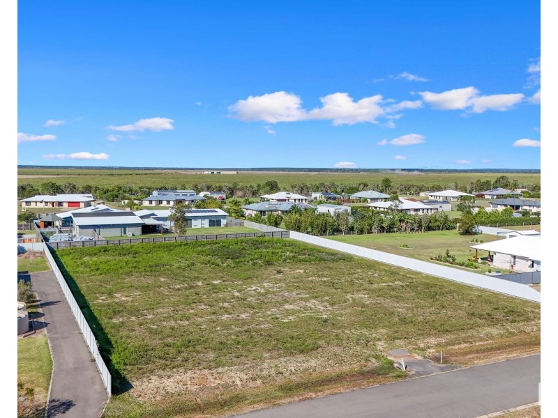 10 Undara Court, Branyan QLD 4670