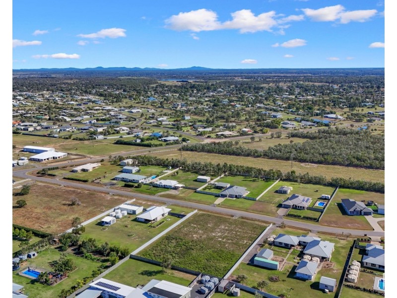 10 Undara Court, Branyan QLD 4670