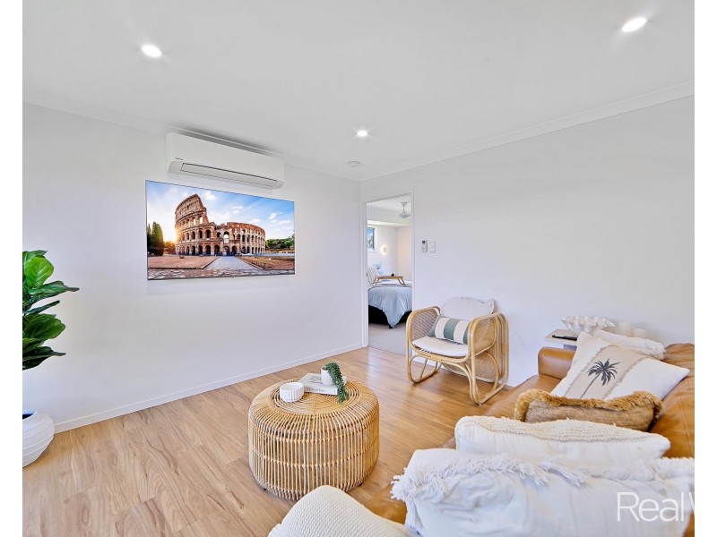 2 Headlands Esplanade, Innes Park QLD 4670