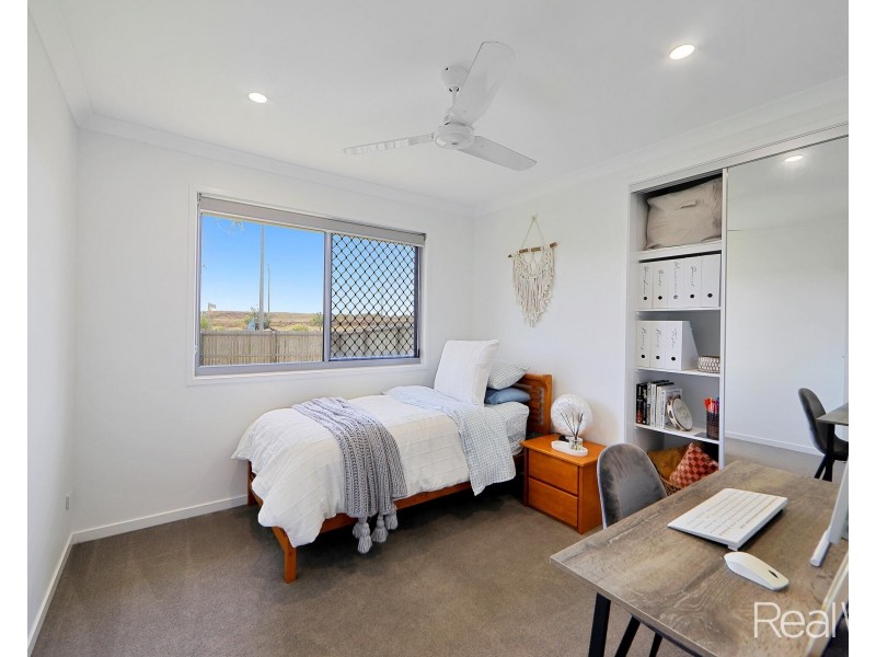2 Headlands Esplanade, Innes Park QLD 4670