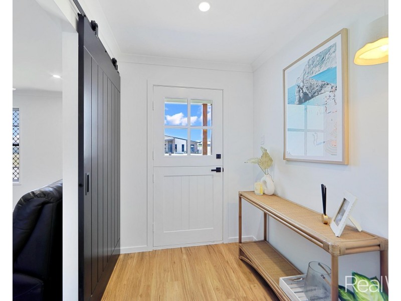 2 Headlands Esplanade, Innes Park QLD 4670