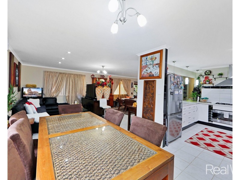 6 Commodore Drive, South Bingera QLD 4670