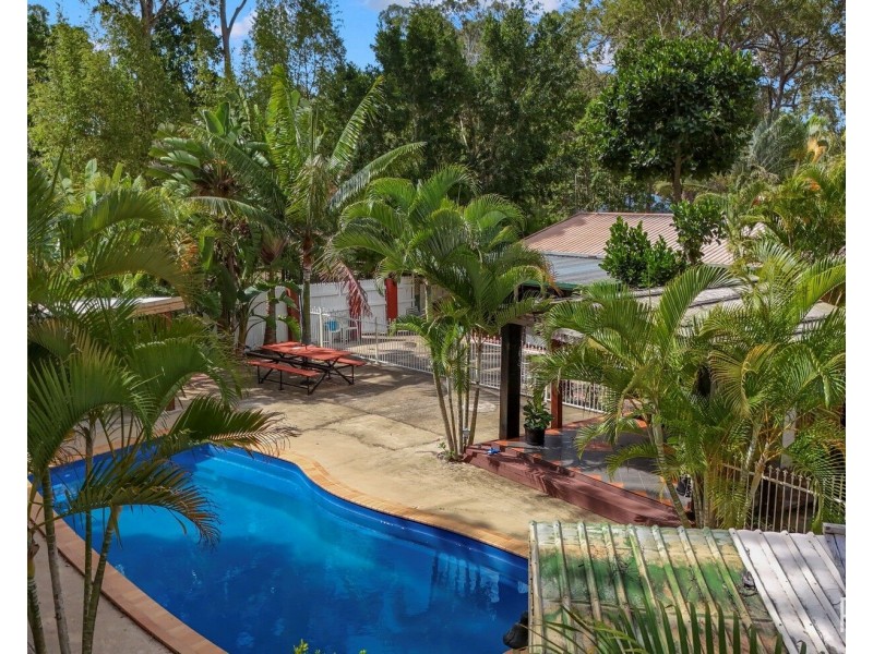 6 Commodore Drive, South Bingera QLD 4670