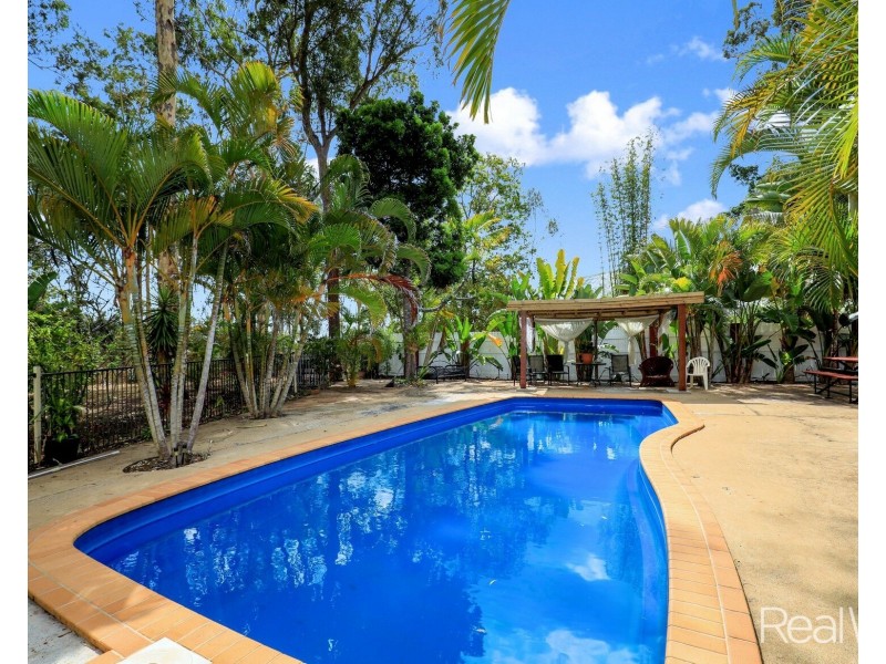 6 Commodore Drive, South Bingera QLD 4670