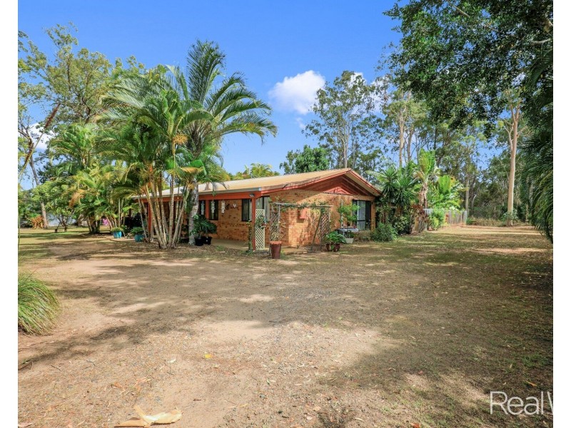 6 Commodore Drive, South Bingera QLD 4670