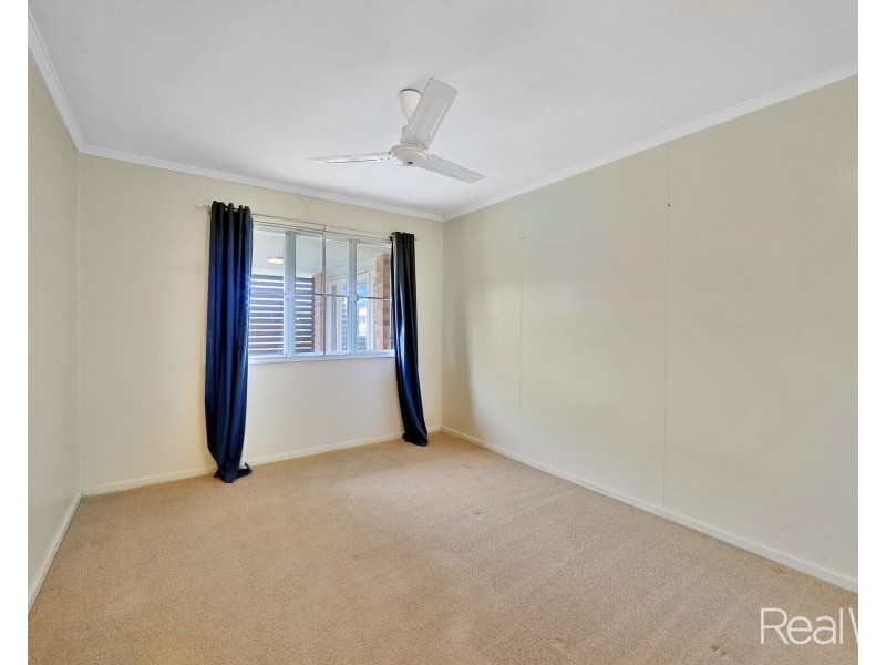 21 Dix Street, Kepnock QLD 4670