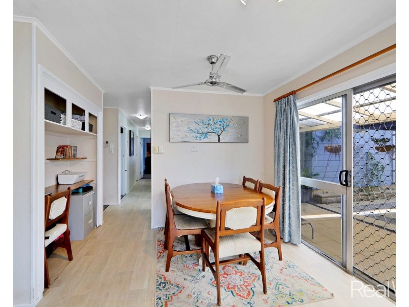 6 Kingsford Street, Kalkie QLD 4670