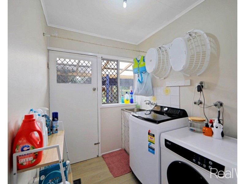 6 Kingsford Street, Kalkie QLD 4670