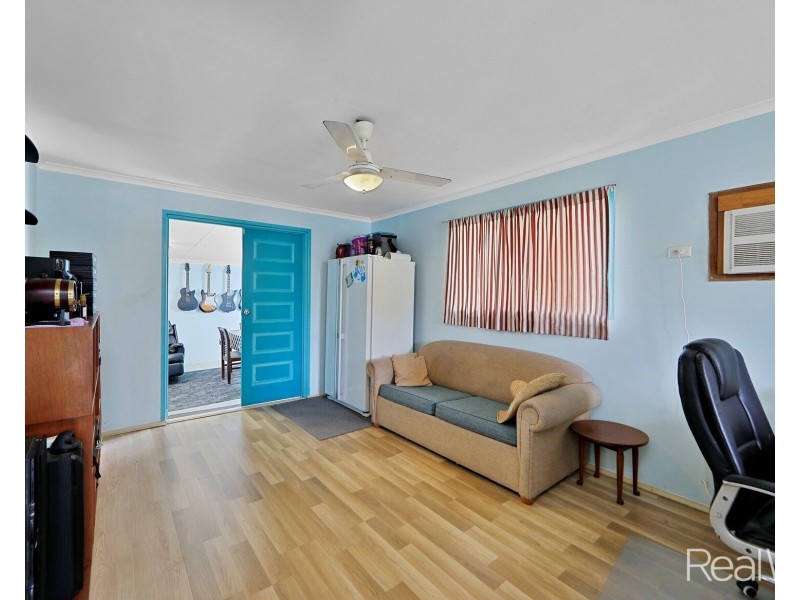 6 Kingsford Street, Kalkie QLD 4670