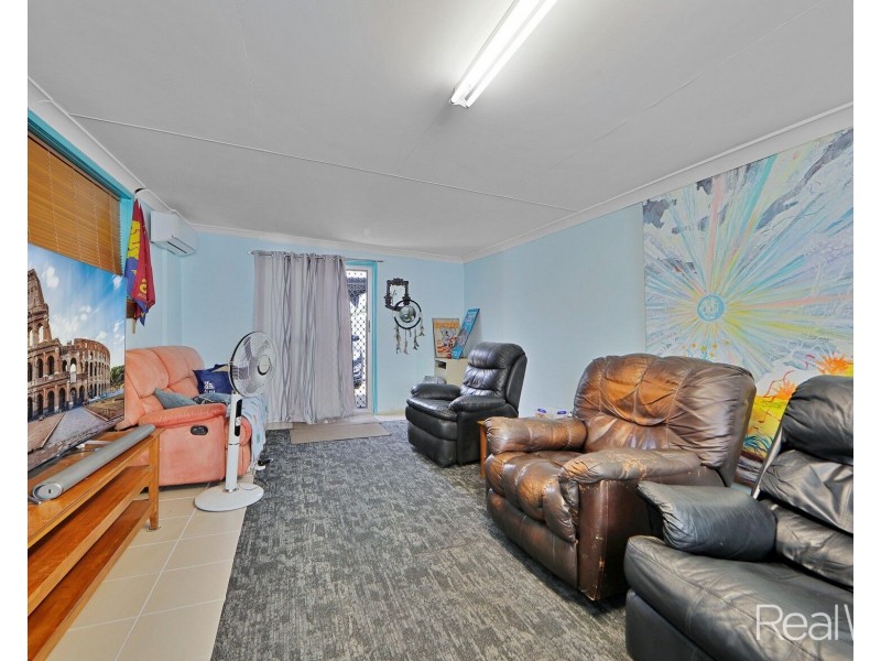 6 Kingsford Street, Kalkie QLD 4670