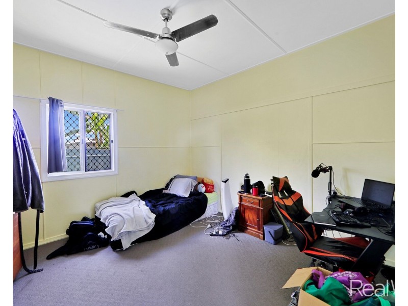 4 Tummon Street, Walkervale QLD 4670