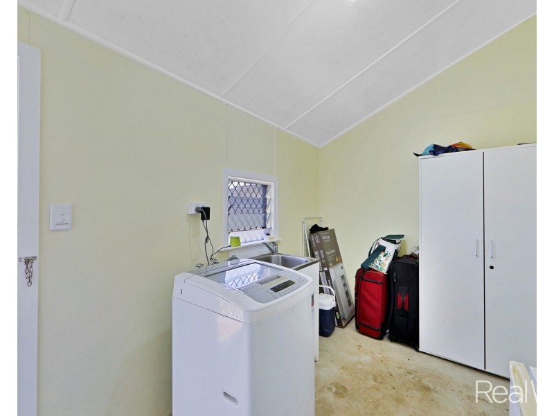 4 Tummon Street, Walkervale QLD 4670