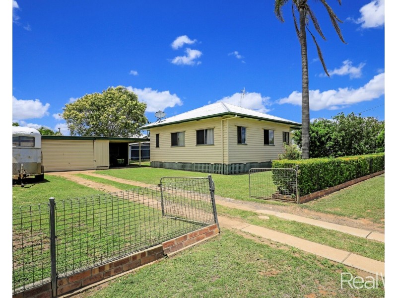 4 Tummon Street, Walkervale QLD 4670