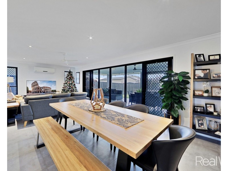 18 Beech Links Drive, Ashfield QLD 4670