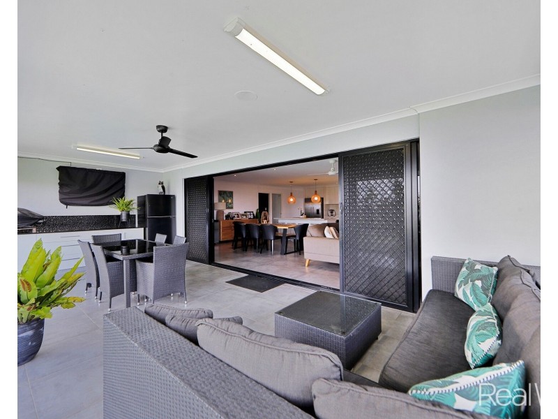 18 Beech Links Drive, Ashfield QLD 4670