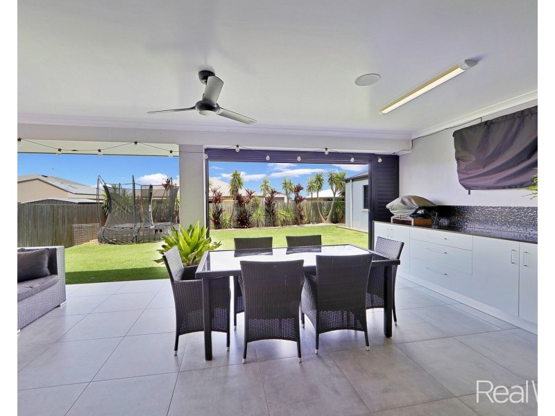 18 Beech Links Drive, Ashfield QLD 4670