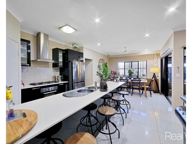 2 Villa Court, Ashfield QLD 4670