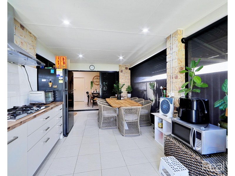 2 Villa Court, Ashfield QLD 4670