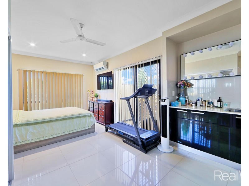 2 Villa Court, Ashfield QLD 4670