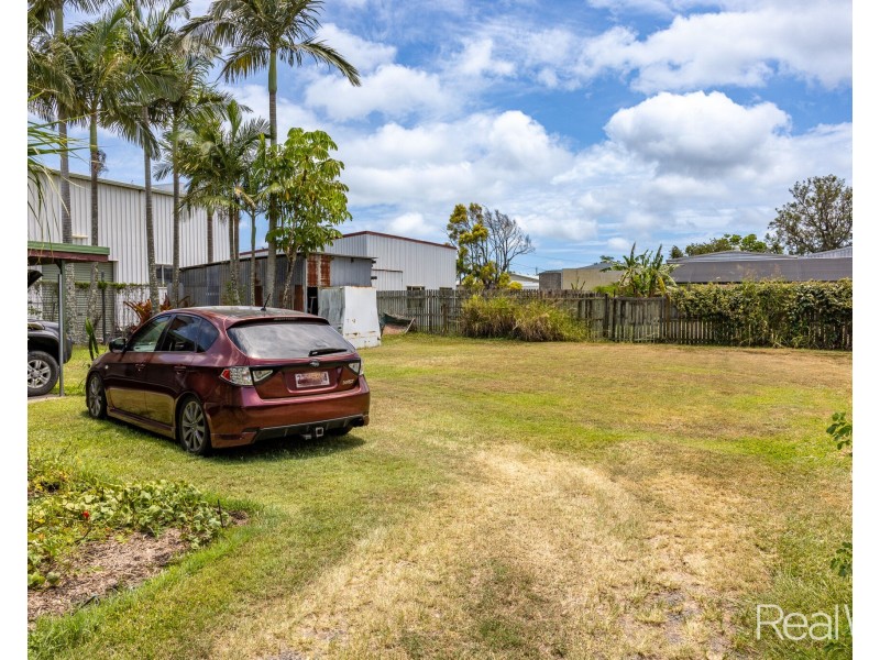 3 Tomlinson Street, Bundaberg East QLD 4670