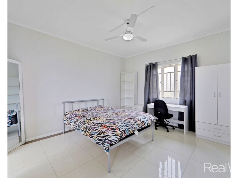 19 Totten Street, Kepnock QLD 4670