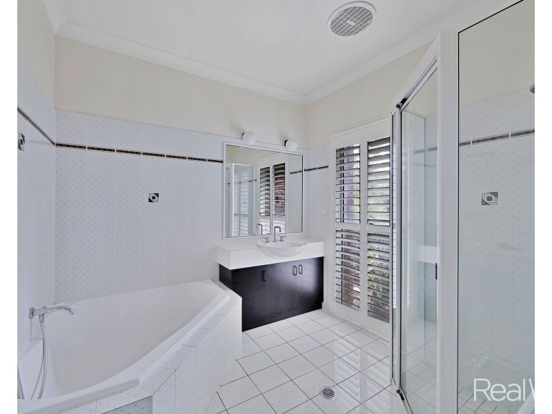 4 Bellwood Lane, Millbank QLD 4670