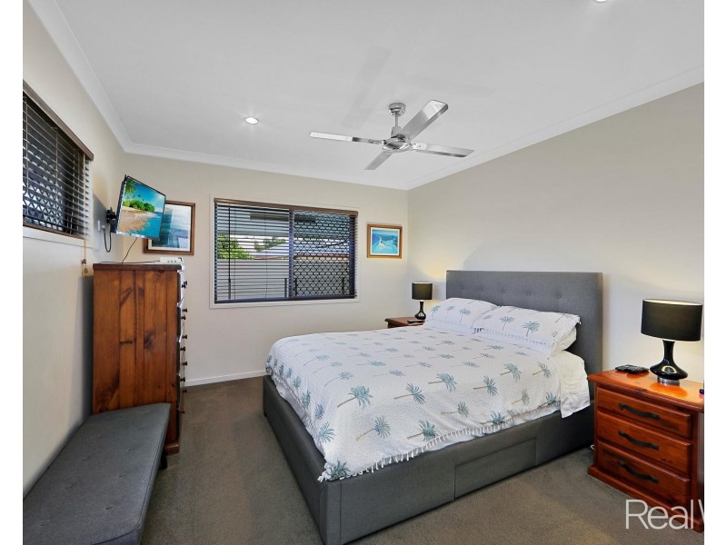 24 Osborn Street, Svensson Heights QLD 4670
