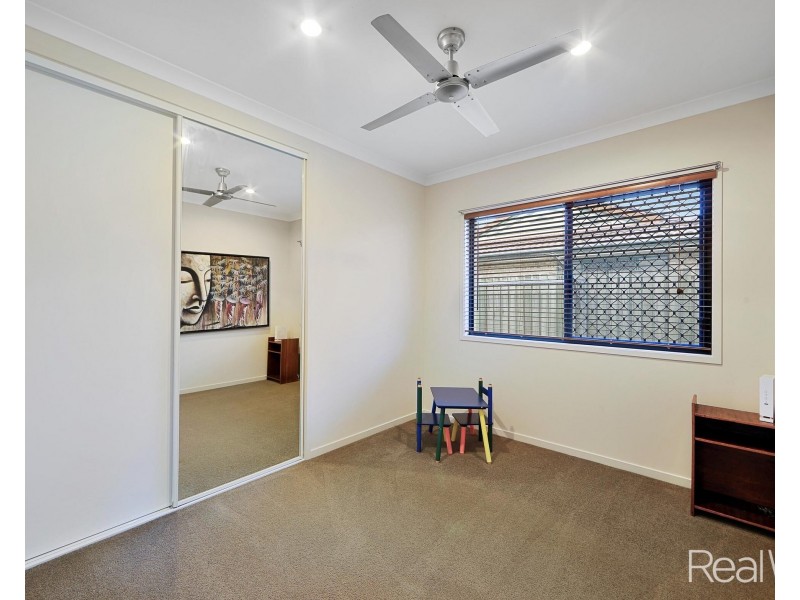 24 Osborn Street, Svensson Heights QLD 4670