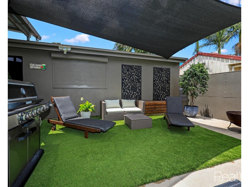 24 Osborn Street, Svensson Heights QLD 4670