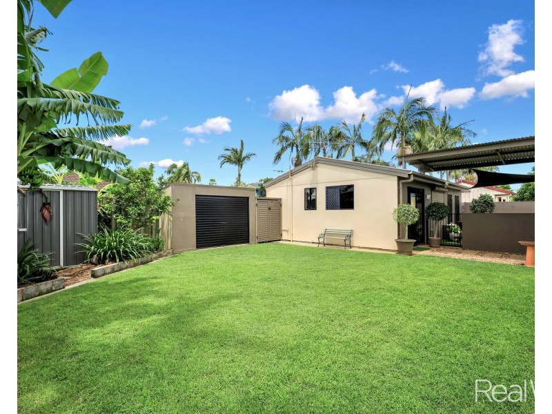 24 Osborn Street, Svensson Heights QLD 4670