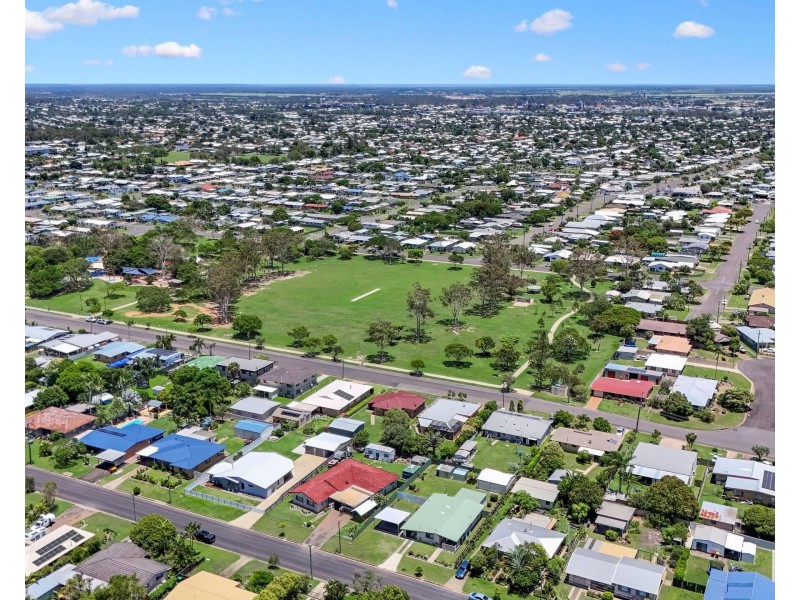 27 Sinclair Street, Avenell Heights QLD 4670