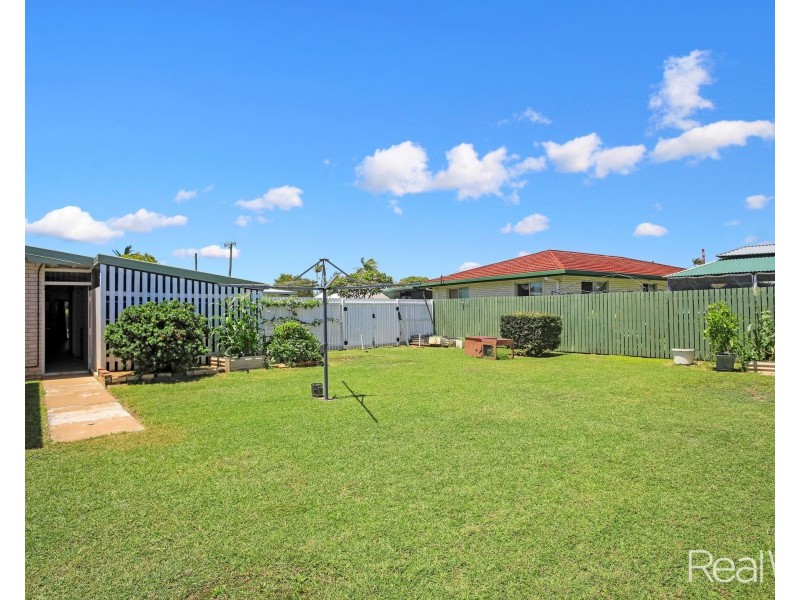 27 Sinclair Street, Avenell Heights QLD 4670