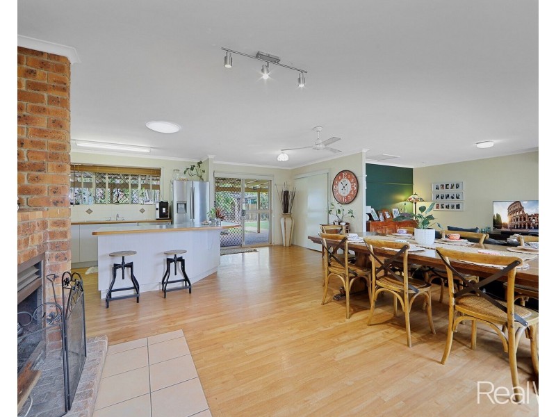 4 North Pocket, Avenell Heights QLD 4670