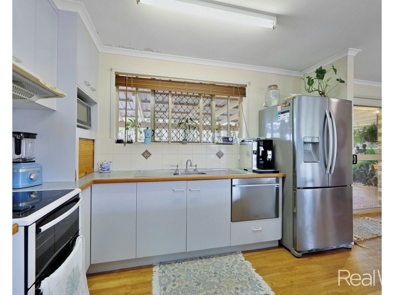 4 North Pocket, Avenell Heights QLD 4670