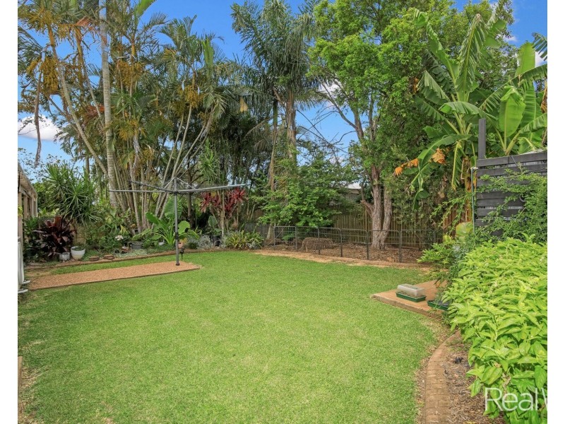 4 North Pocket, Avenell Heights QLD 4670