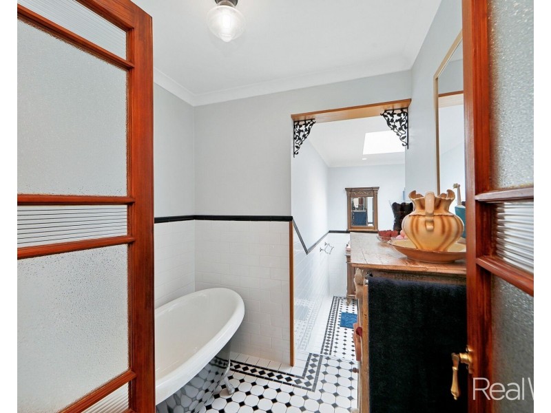 70 Victoria Street, Bundaberg East QLD 4670