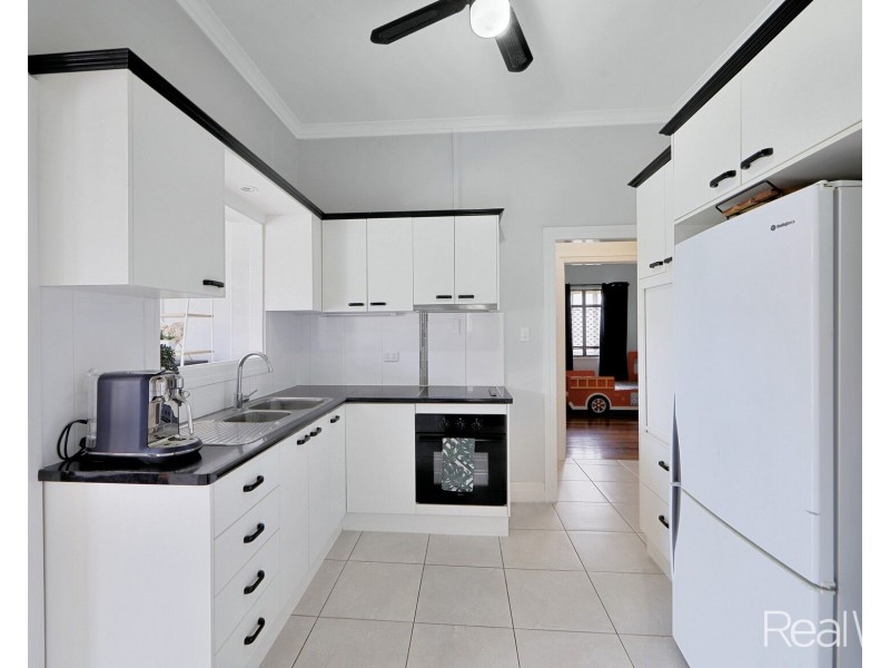 5 Rowland Street, Bundaberg South QLD 4670