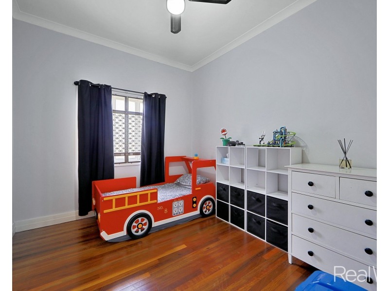 5 Rowland Street, Bundaberg South QLD 4670