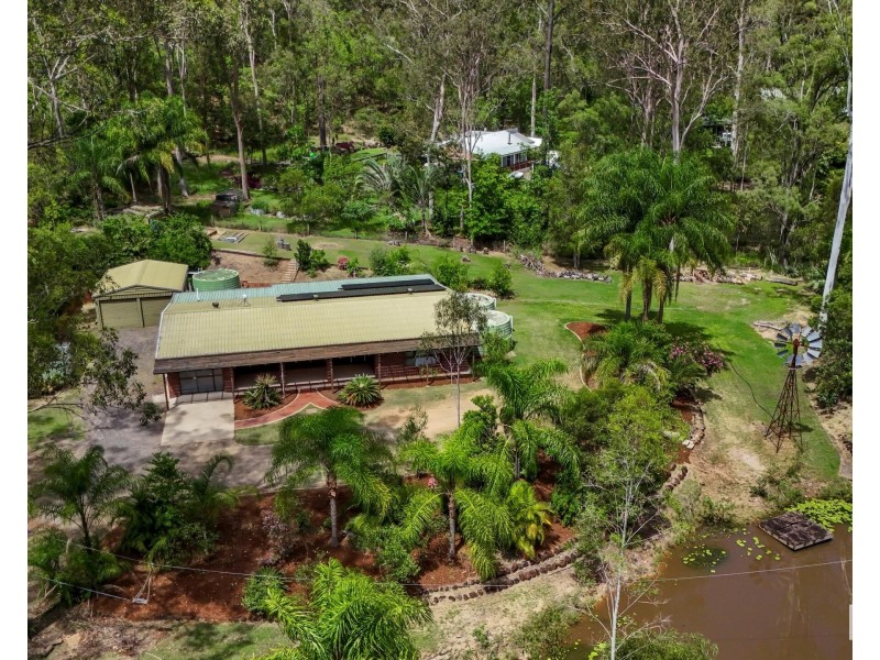 8 Gemini Court, South Bingera QLD 4670
