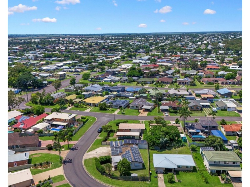 1 Lathouras Court, Bundaberg South QLD 4670