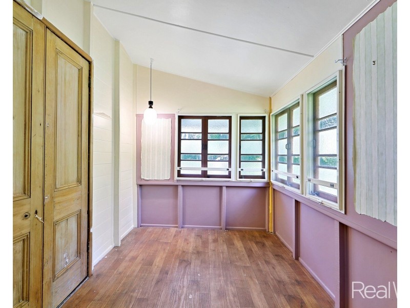 11 Rae Street, Bundaberg North QLD 4670